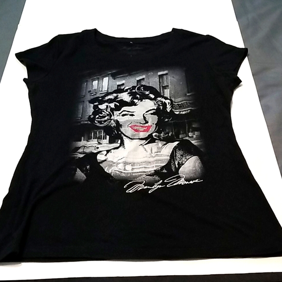 Tops - Marilyn Monroe t-shirt